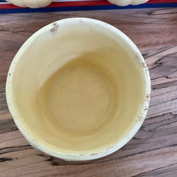 Like New Small Round Ceramic Pumpkin Patch Pot - Picture 4 of 6